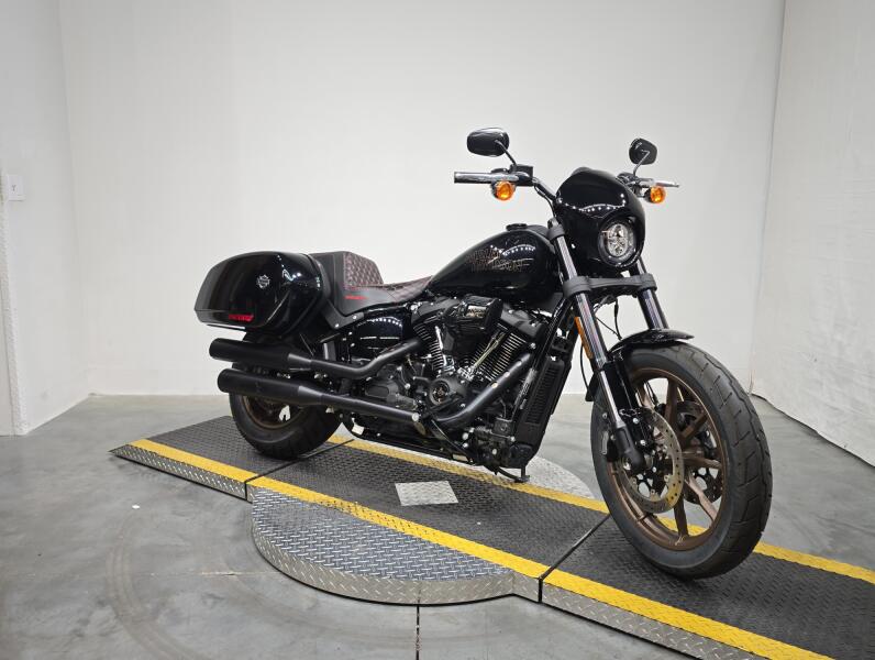 FXLRS 2024 Low Rider™ S