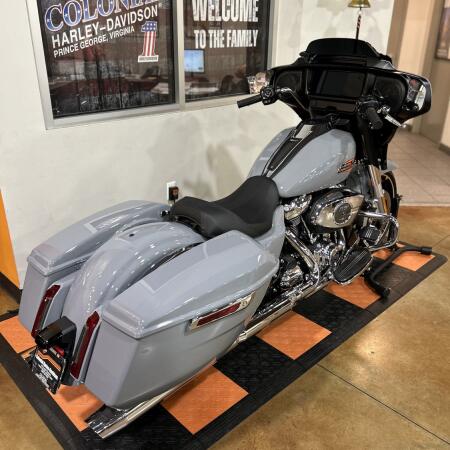 FLHX 2026 Street Glide® thumb 2