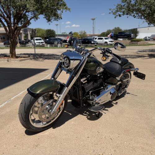2026 Harley-Davidson® Fat Boy® Olive Steel Metallic / Vivid Black Chrome Trim thumb 1