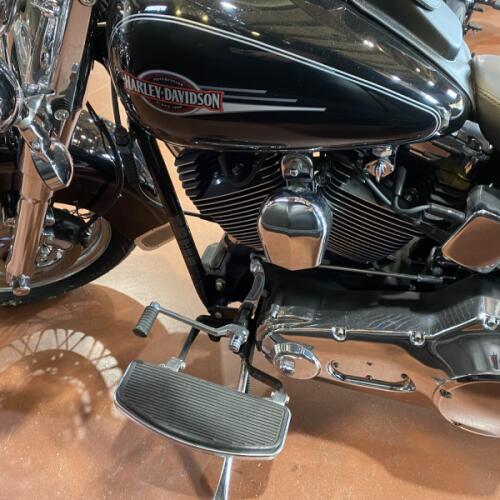 FLSTC 2006 Heritage Softail® Classic thumb 0