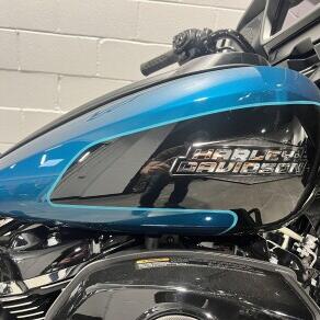 2026 Harley-Davidson® Street Glide® Teal Thunder / Vivid Black FLHX thumb 3
