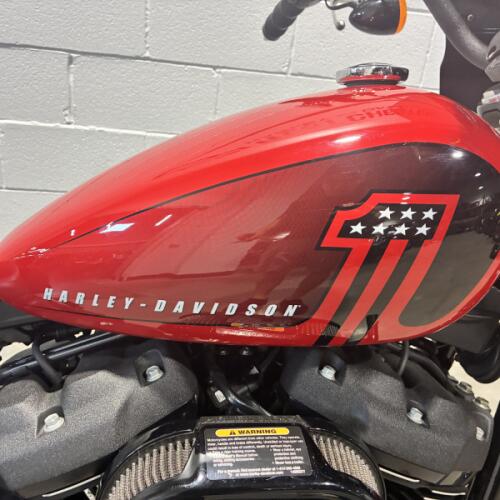 2022 Harley-Davidson® Street Bob® 114 Redline Red FXBBS thumb 3
