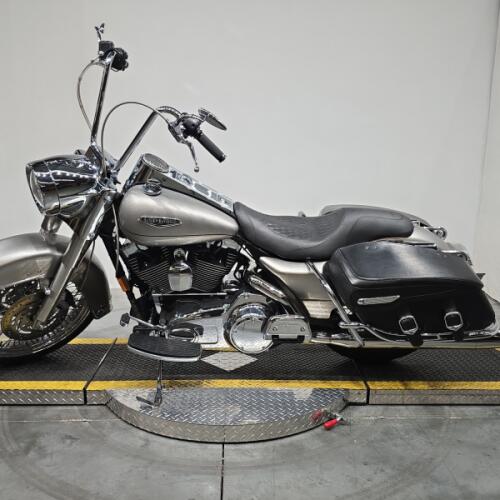 FLHRC 2007 Road King® Classic thumb 1