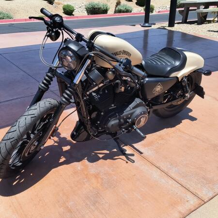 XL 883N 2014 Iron 883™ thumb 1