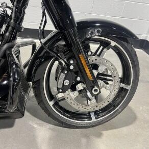 2026 Harley-Davidson® Street Glide® Teal Thunder / Vivid Black FLHX thumb 2