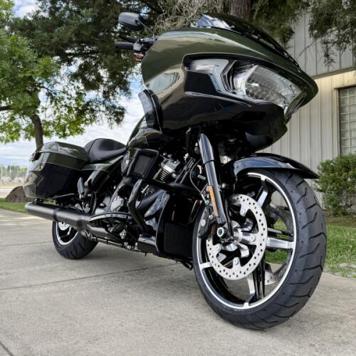 FLTRX 2026 Road Glide® thumb 3