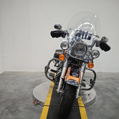 FLHRC 2008 Road King Classic thumb 3