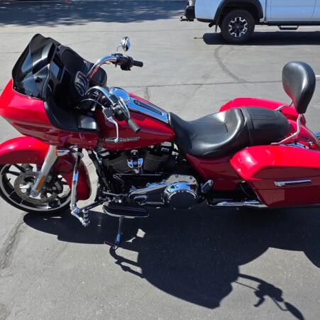 FLTRX 2023 Road Glide® thumb 0