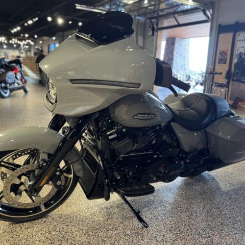 FLHX 2026 Street Glide® thumb 1