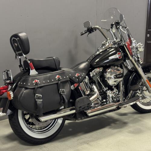 FLSTC 2017 Heritage Softail® Classic thumb 2
