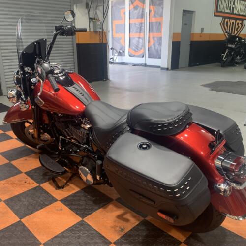 2026 Harley-Davidson Heritage Classic FLHC  thumb 1