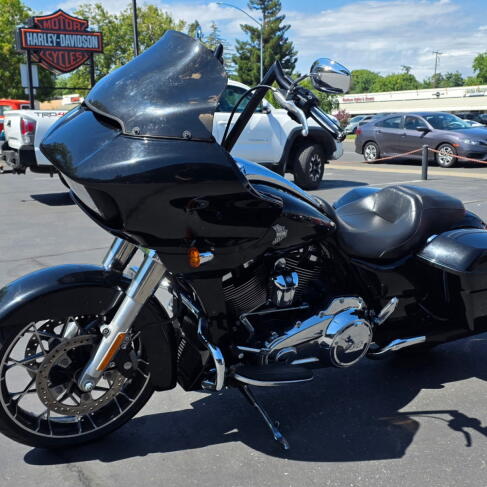 FLTRXS 2021 Road Glide® Special thumb 2