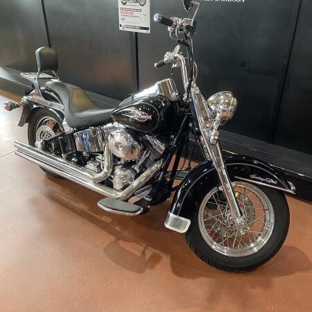 FLSTC 2006 Heritage Softail® Classic thumb 3