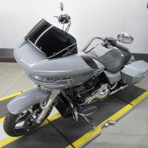 FLTRX 2026 Road Glide® thumb 1