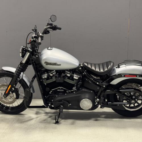 FXBB 2020 Street Bob® thumb 0