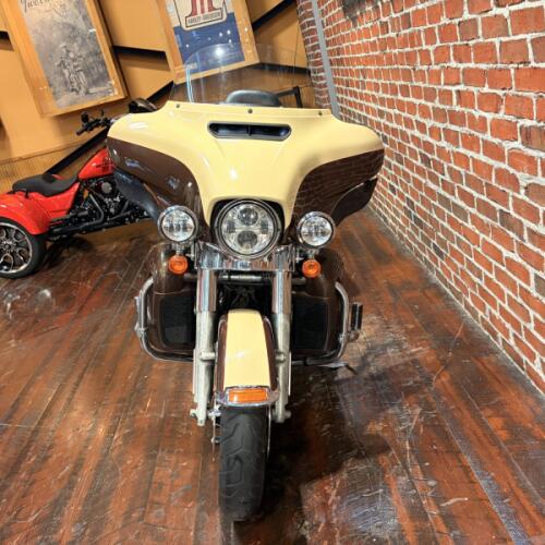 2014 Harley-Davidson® Ultra Limited FLHTK thumb 0
