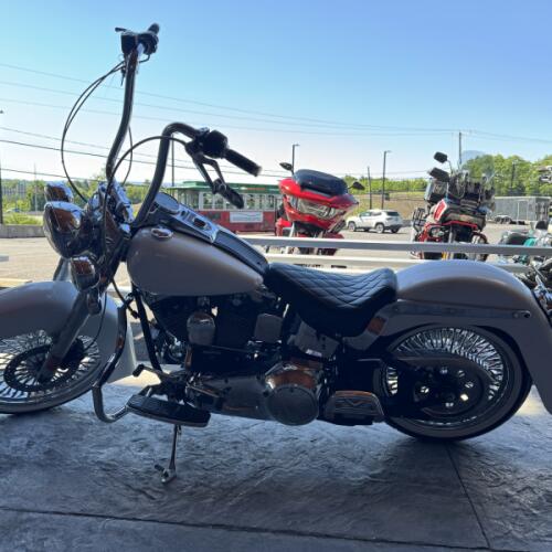 FLSTC 1998 Heritage Softail Classic thumb 1