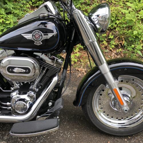 2013 Harley-Davidson® Fat Boy® Midnight Pearl thumb 3
