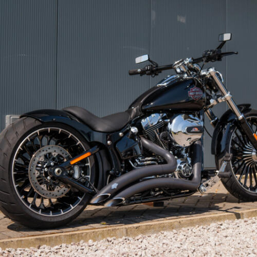 2017 (17) Harley-Davidson Breakout  thumb 1