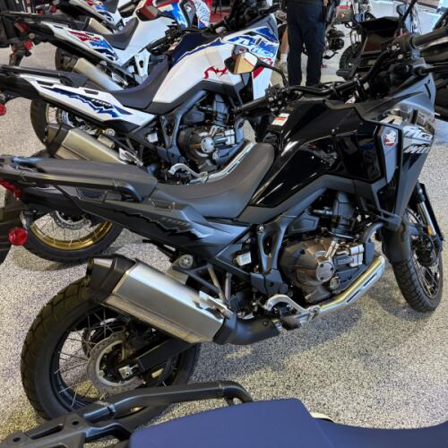 2026 Honda Africa Twin DCT thumb 0