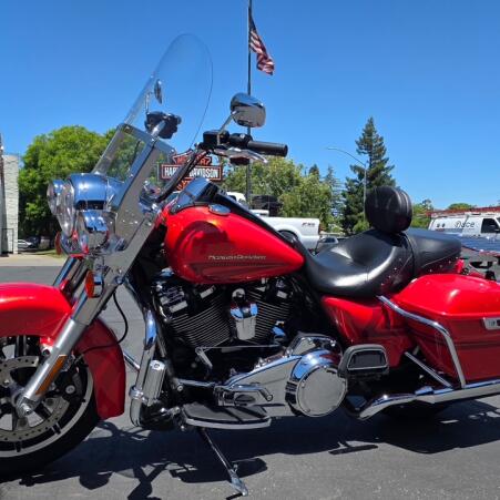 FLHR 2017 Road King® thumb 0
