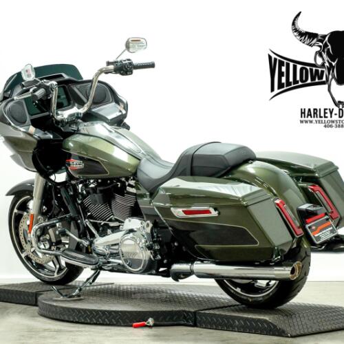 2026 Harley-Davidson® Road Glide® Olive Steel Metallic / Vivid Black Chrome Trim thumb 1