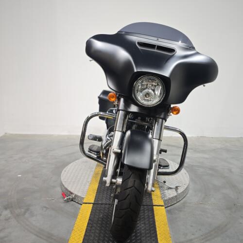 FLHXS 2017 Street Glide® Special thumb 3