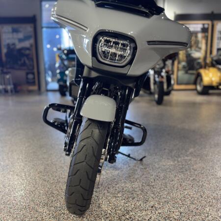 FLHX 2026 Street Glide® thumb 2