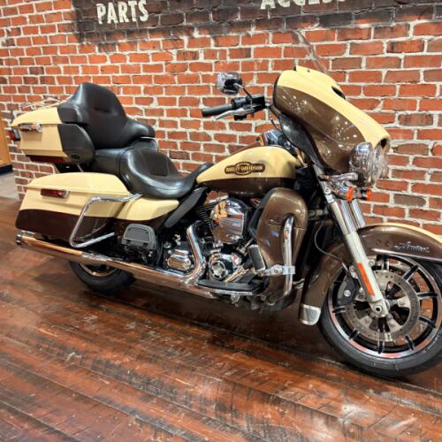2014 Harley-Davidson® Ultra Limited FLHTK thumb 3