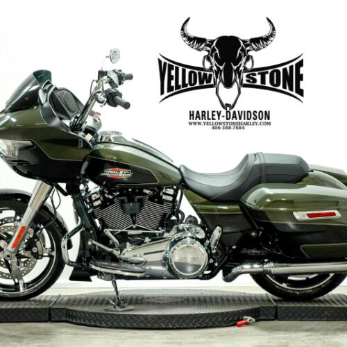 2026 Harley-Davidson® Road Glide® Olive Steel Metallic / Vivid Black Chrome Trim thumb 0