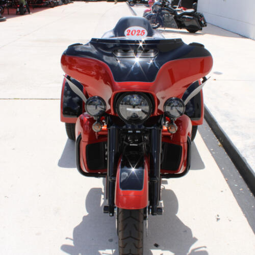 2025 Harley-Davidson Tri Glide Ultra FLHTCUTG thumb 0