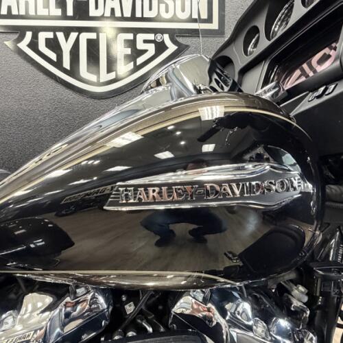 2020 Harley-Davidson® Tri Glide® Ultra  thumb 1