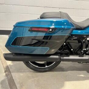 2026 Harley-Davidson® Street Glide® Teal Thunder / Vivid Black FLHX thumb 0