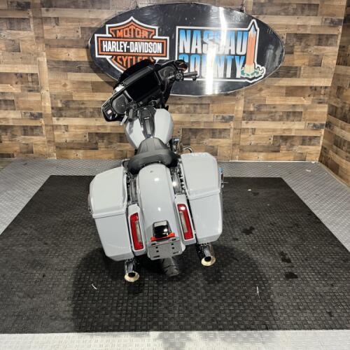 2026 Harley-Davidson® Street Glide® Dark Billiard Gray Chrome Trim thumb 1