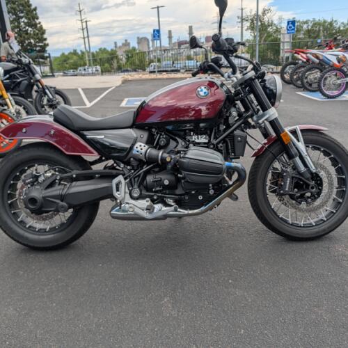 2024 BMW R12 thumb 3