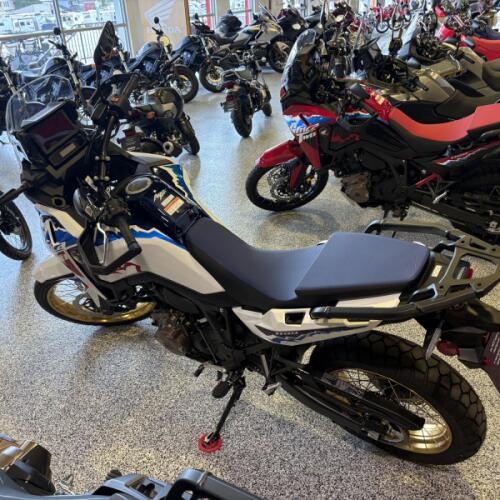 2026 Honda Africa Twin thumb 1