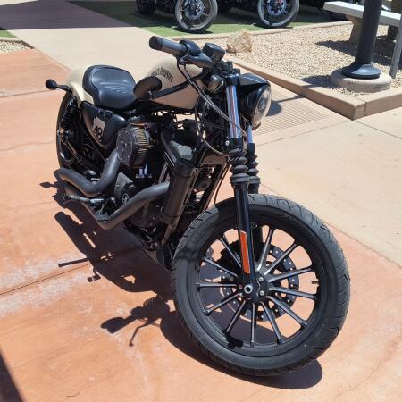XL 883N 2014 Iron 883™ thumb 3