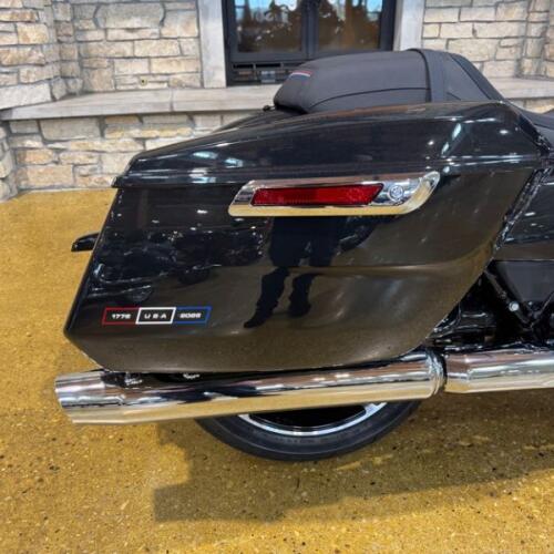 FLTRX 2026 Road Glide® thumb 3