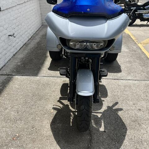 FLTRT 2024 Road Glide 3 thumb 2