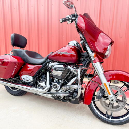 2017 Harley-Davidson® Street Glide® Special FLHXS  thumb 2