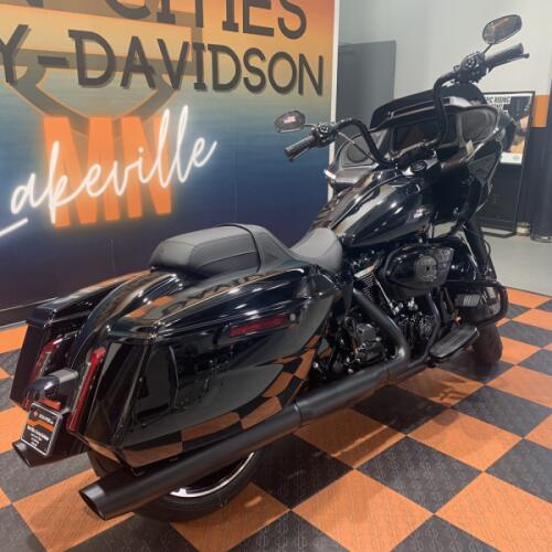 2026 Harley-Davidson Road Glide FLTRX thumb 3