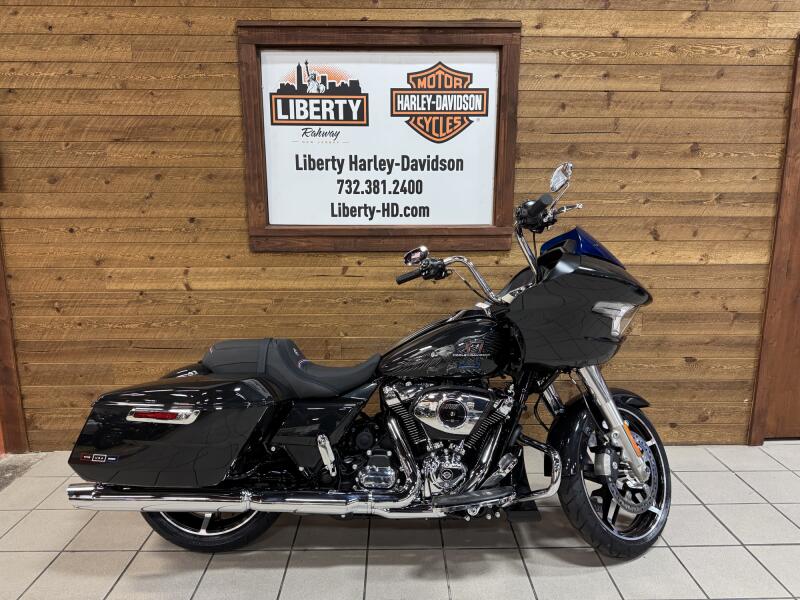 2026 Harley-Davidson® Road Glide® Midnight Ember Enthusiast FLTRX