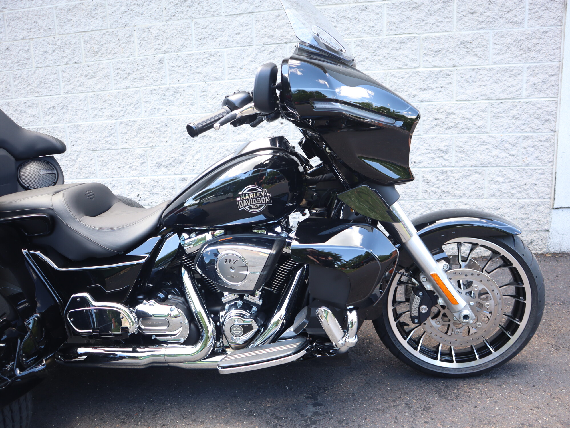 2026 Harley-Davidson® Street Glide 3 Limited FLHLT, photo 11