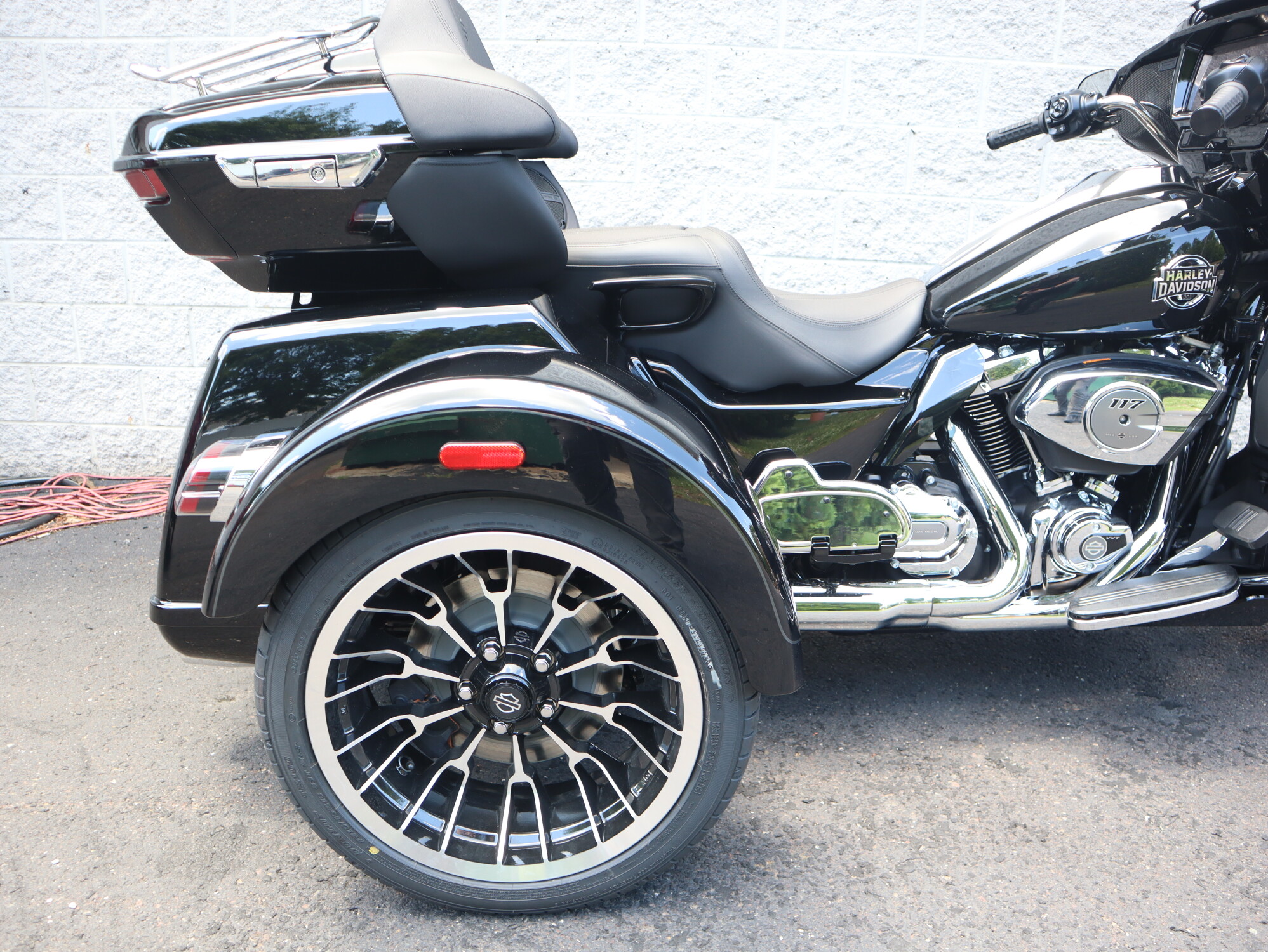 2026 Harley-Davidson® Street Glide 3 Limited FLHLT, photo 16