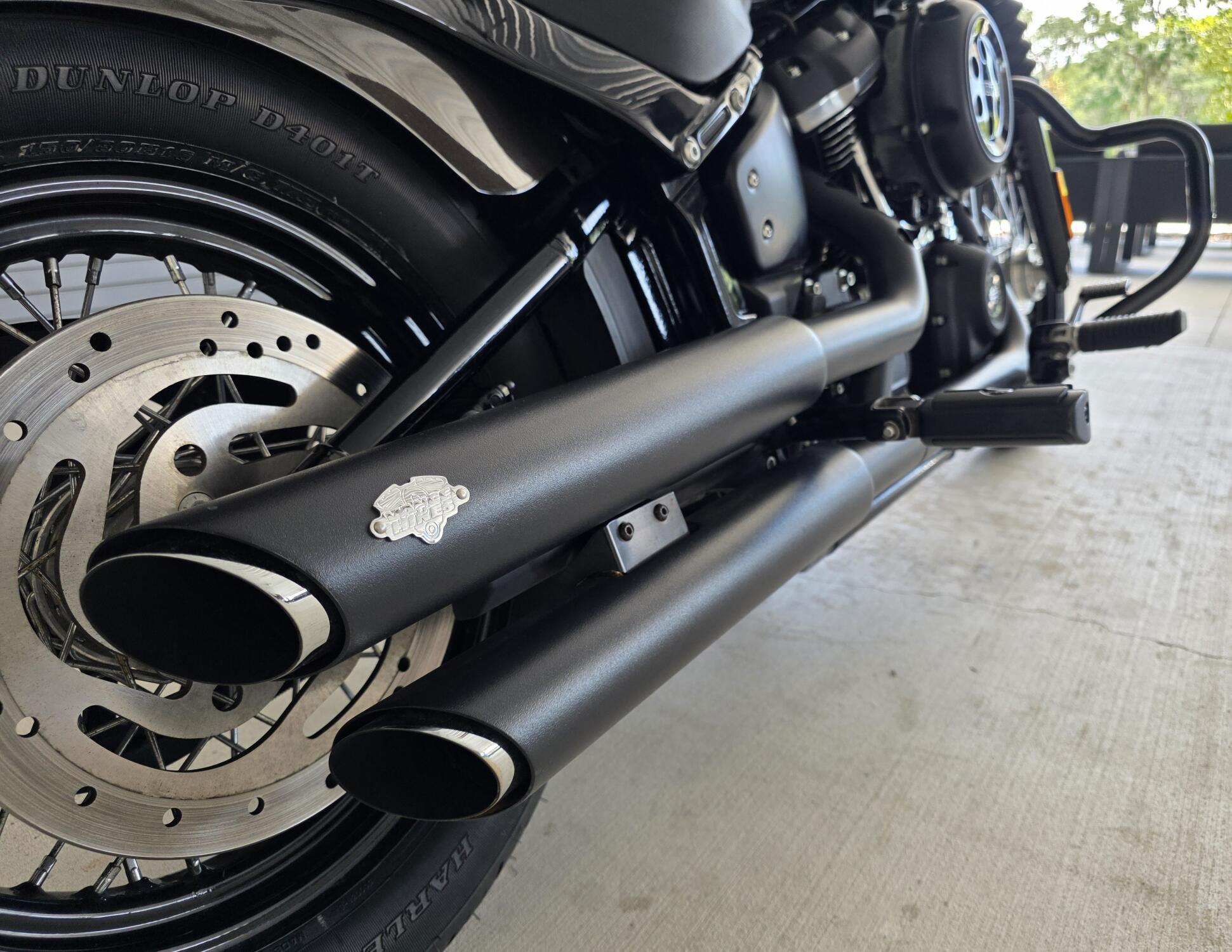 2020 Harley-Davidson® Street Bob® River Rock Gray, photo 8