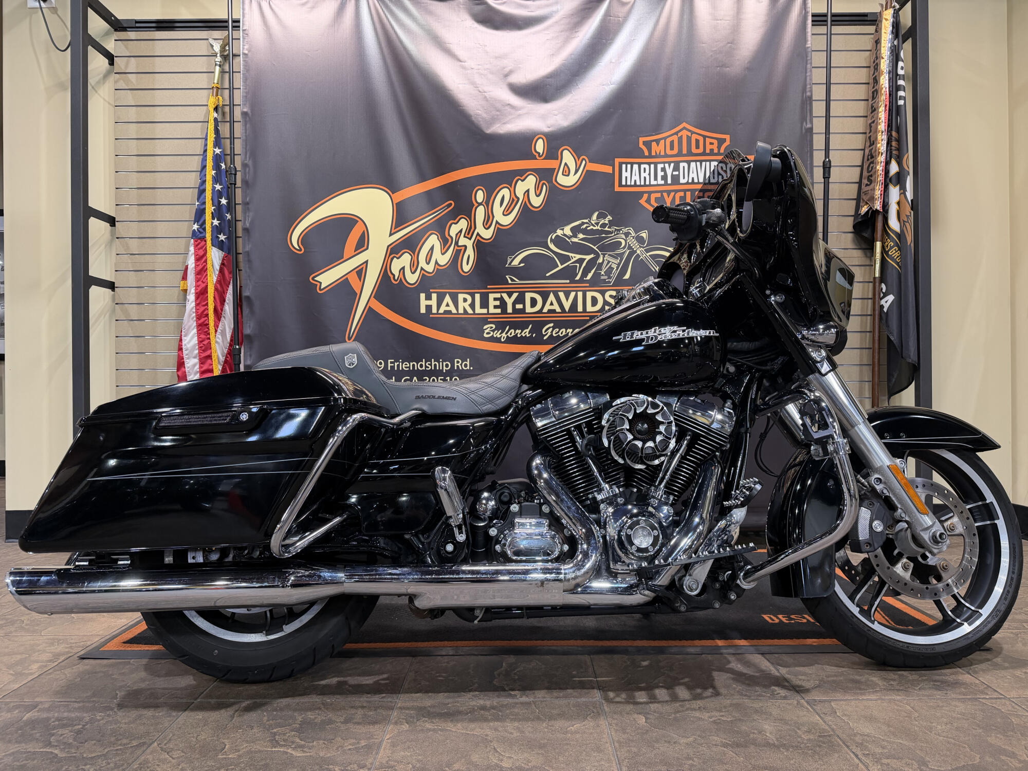 2016 Harley-Davidson® Street Glide® Special BLACK W/PINSTRIPE