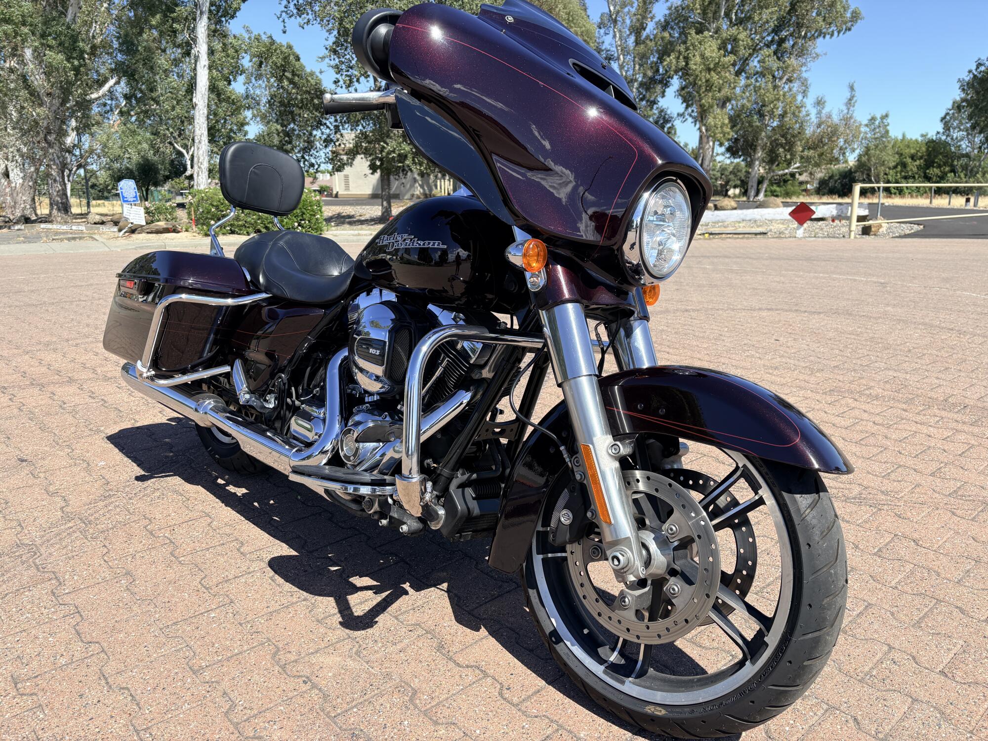 FLHXS 2014 Street Glide® Special