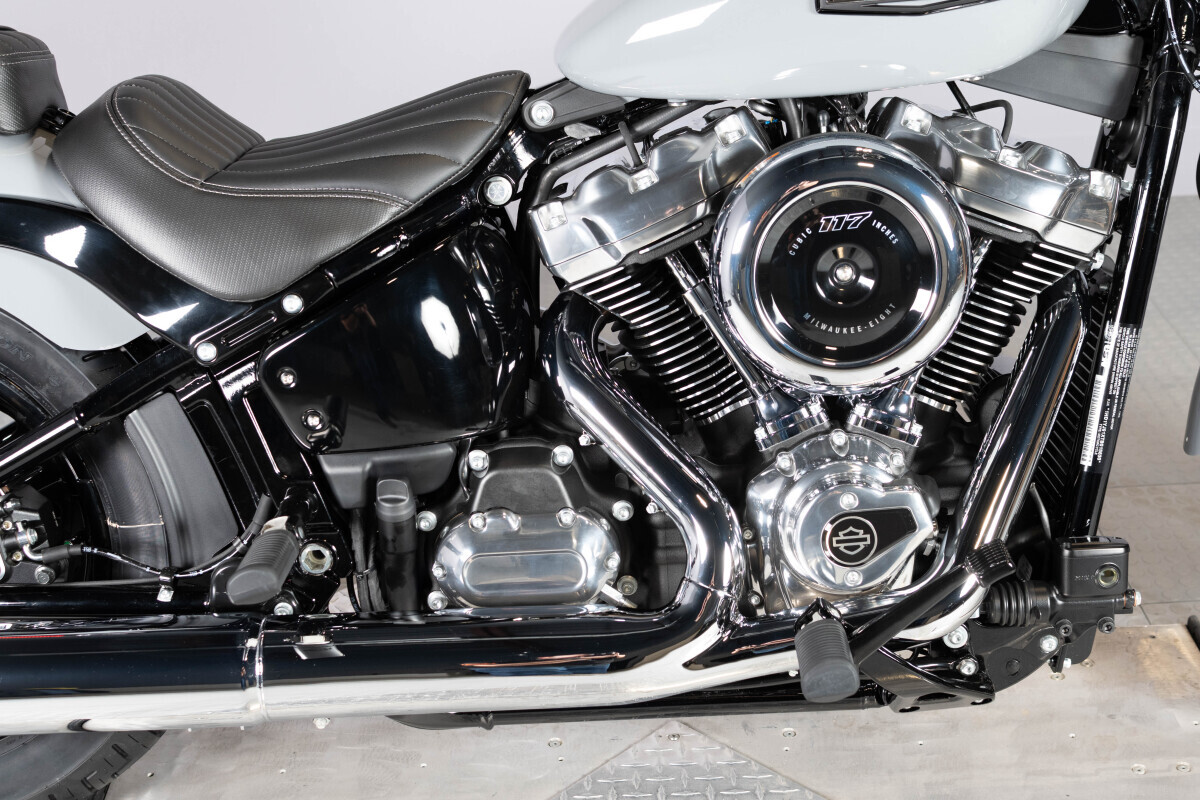 2026 Harley-Davidson® Street Bob® FXBB, photo 12