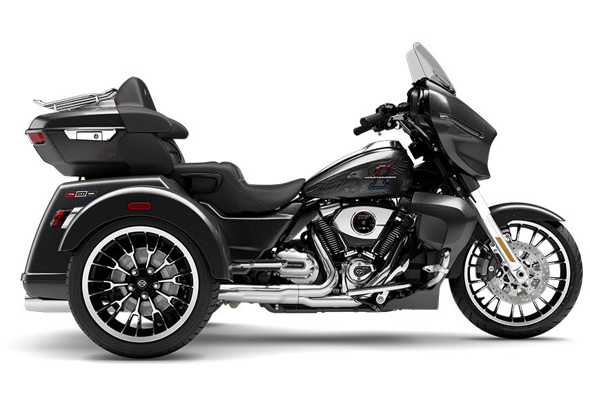 2026 Harley-Davidson® Street Glide 3 Limited FLHLT