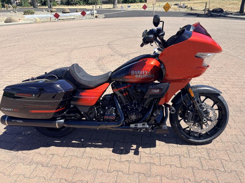 FLTRXSTSE 2026 CVO Road Glide ST